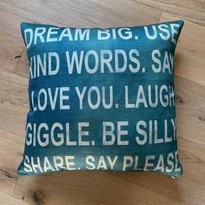 20” Accent Pillow